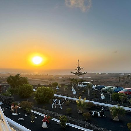 Tabayesco Club Jm Lanzarote 게스트하우스 외부 사진